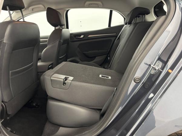 Vente en ligne Renault Megane 4 Mégane IV Berline Blue dCi 115 EDC - 21B au prix de 15 990 €