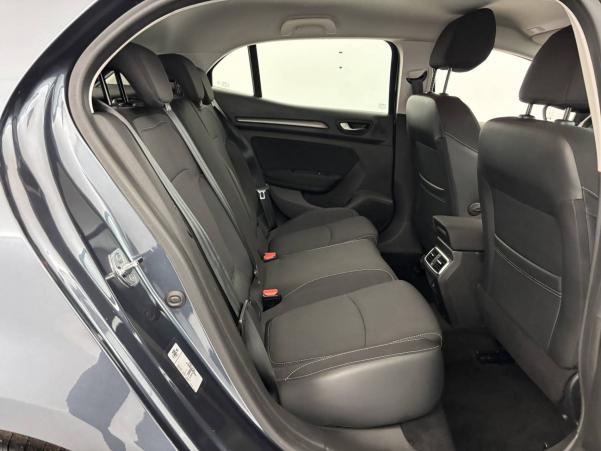 Vente en ligne Renault Megane 4 Mégane IV Berline Blue dCi 115 EDC - 21B au prix de 15 990 €