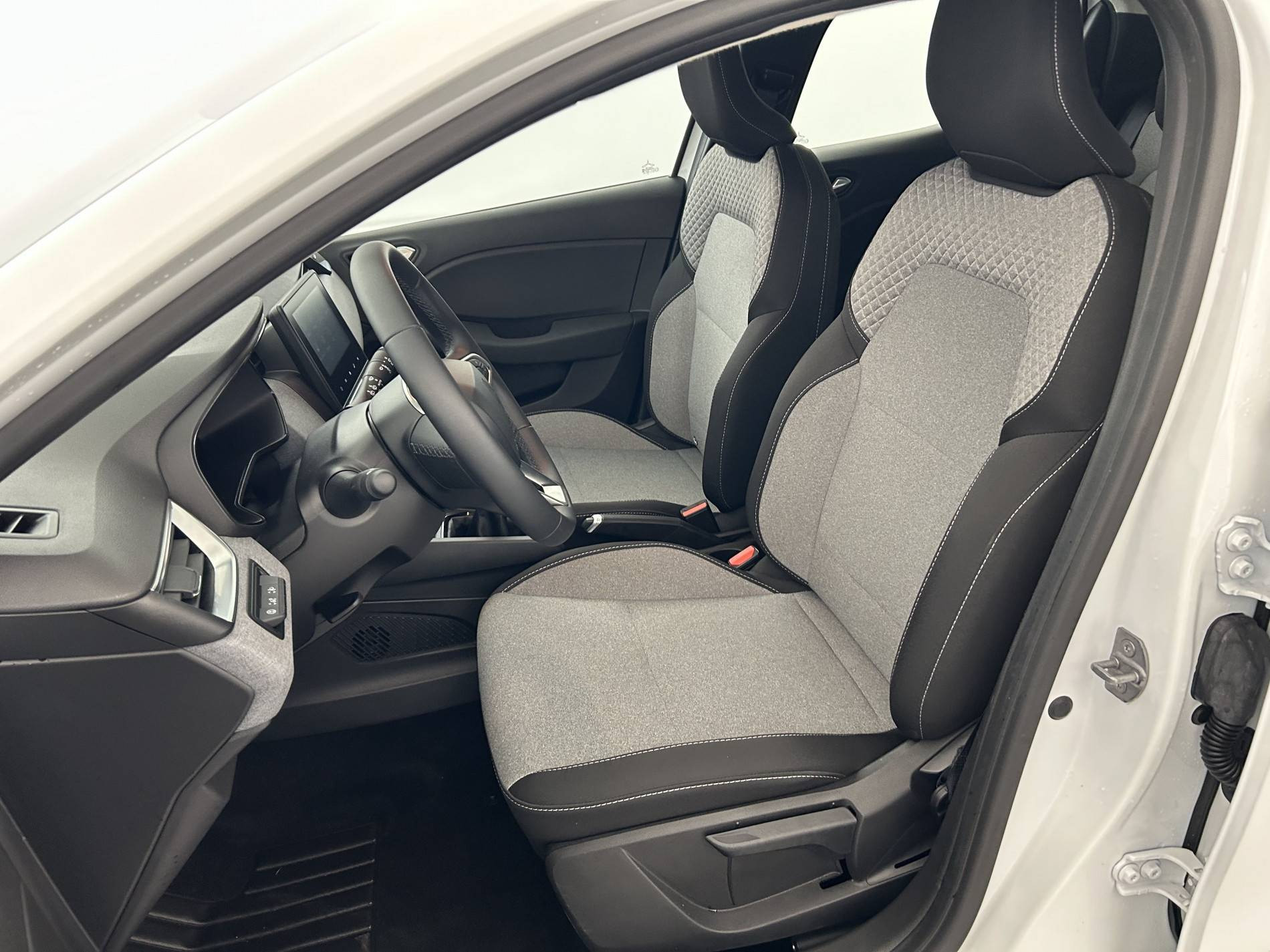 Vente en ligne Renault Clio 5 Clio SCe 65 ch GSR2 au prix de 15 290 €