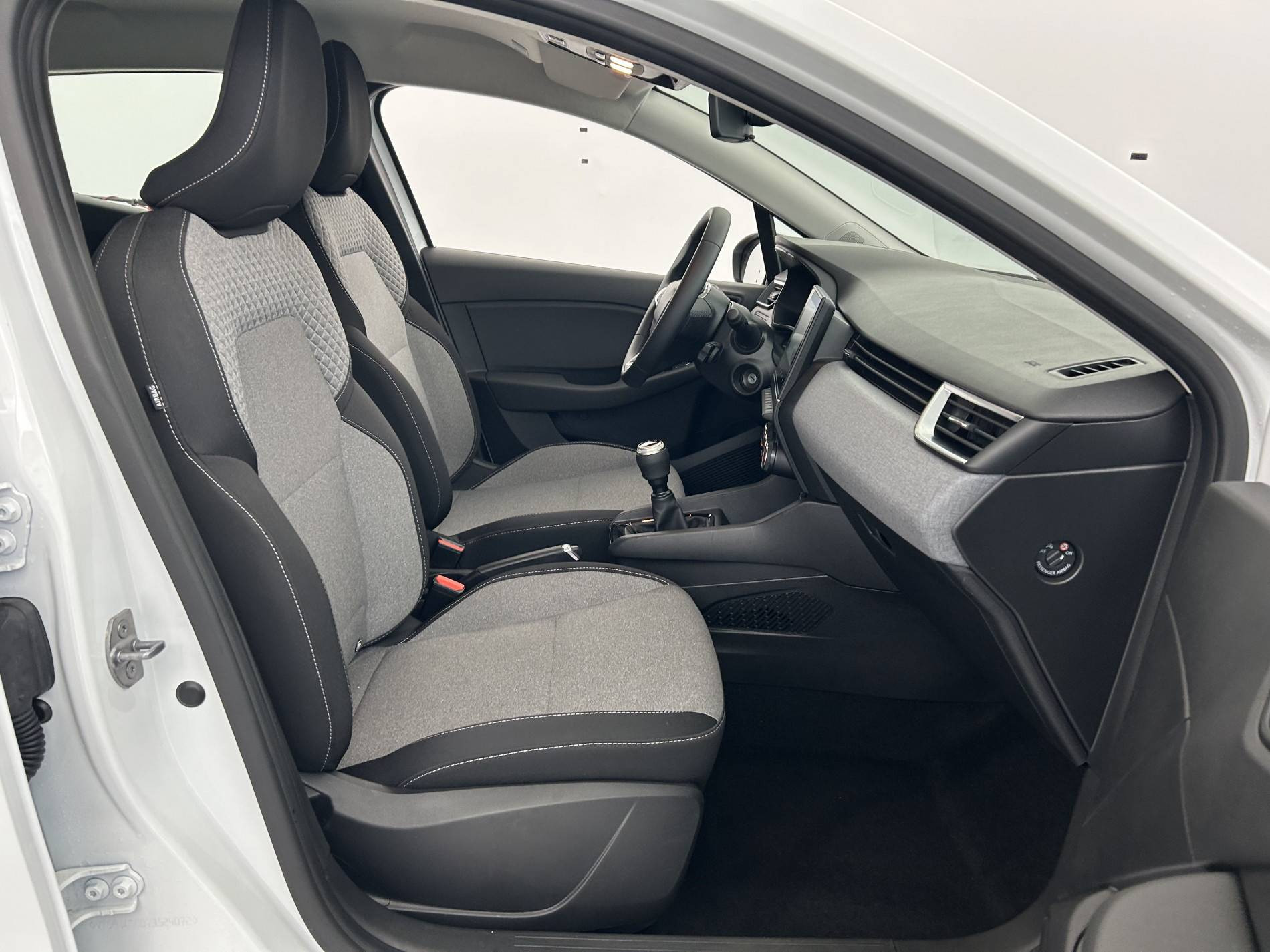 Vente en ligne Renault Clio 5 Clio SCe 65 ch GSR2 au prix de 15 290 €