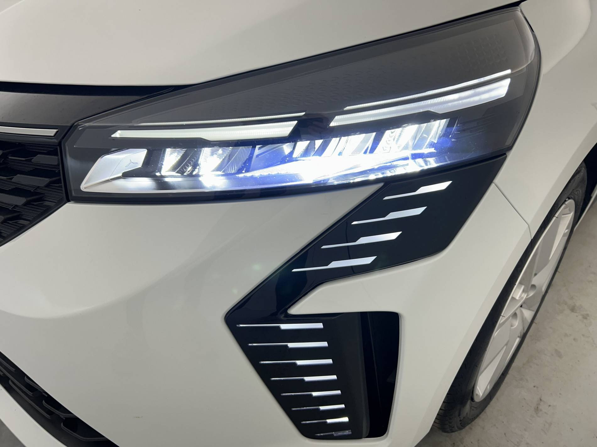 Vente en ligne Renault Clio 5 Clio SCe 65 ch GSR2 au prix de 15 290 €