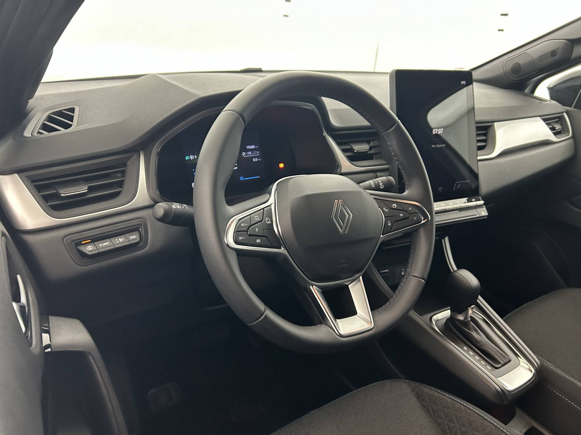 Vente en ligne Renault Symbioz  E-Tech full hybrid 145 au prix de 26 490 €