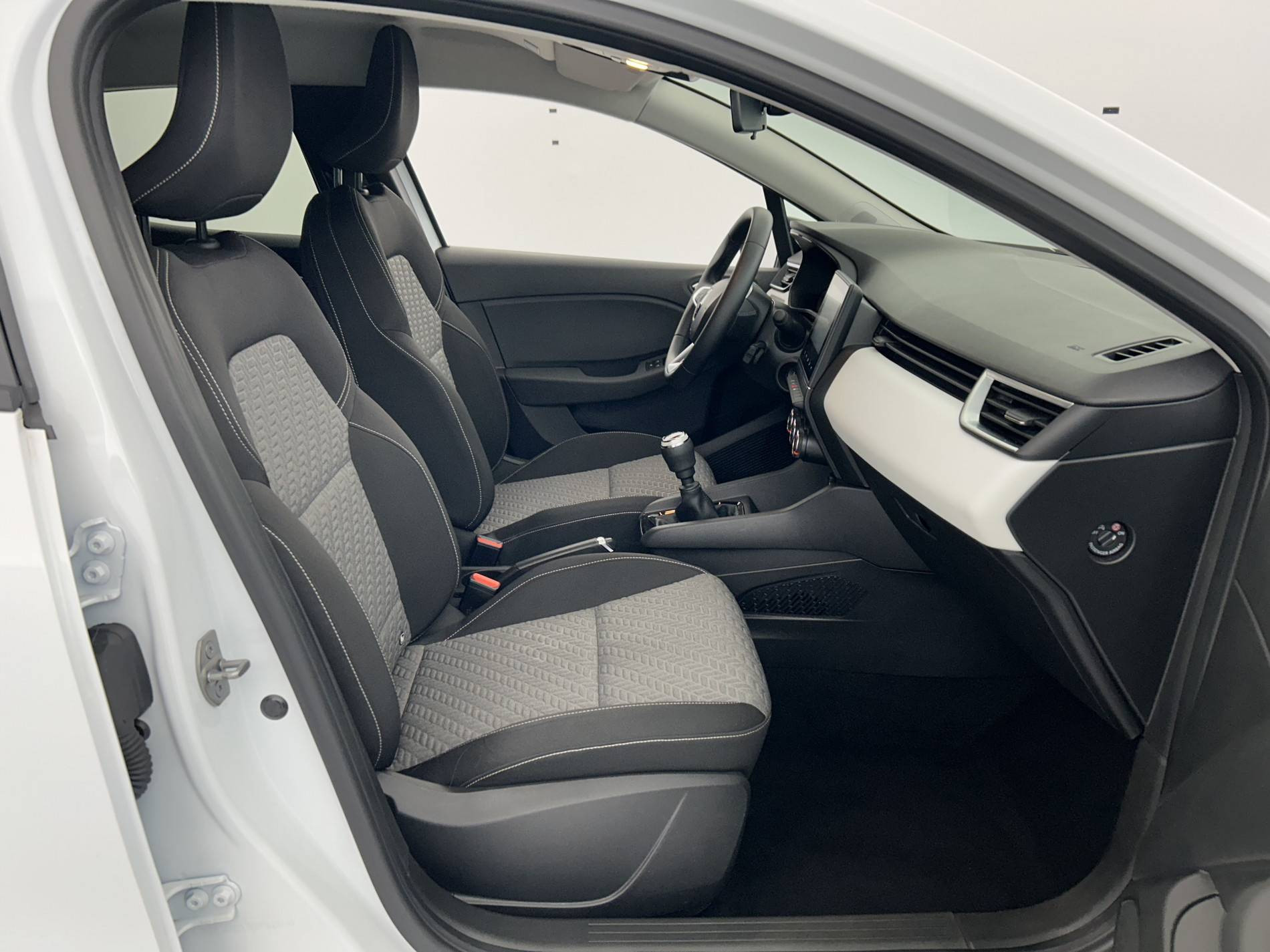 Vente en ligne Renault Clio 5 Clio TCe 100 GPL au prix de 14 990 €