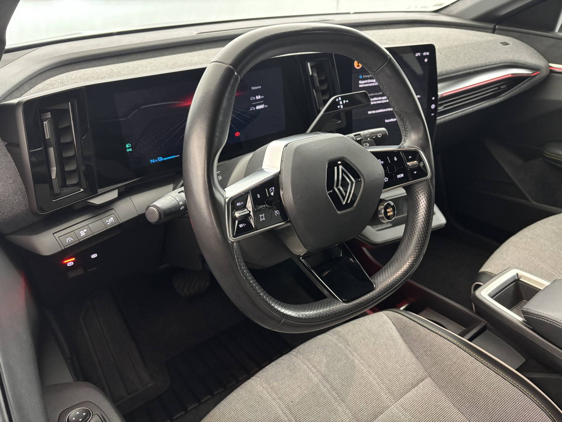 Vente en ligne Renault Megane E-Tech  EV40 130ch standard charge au prix de 18 990 €