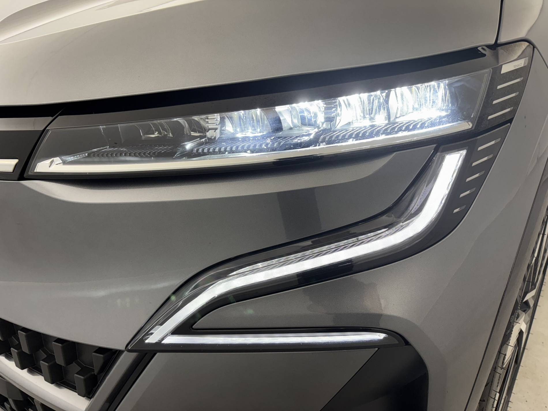 Vente en ligne Renault Megane E-Tech  EV40 130ch standard charge au prix de 18 990 €