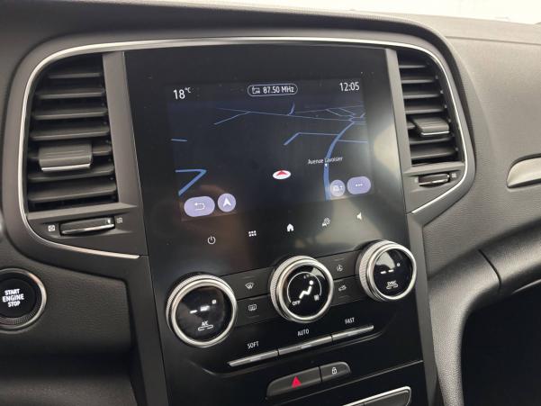 Vente en ligne Renault Megane 4 Mégane IV Berline Blue dCi 115 EDC - 21B au prix de 15 390 €