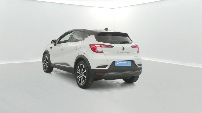 Vente en ligne Renault Captur  E-Tech Plug-in 160 au prix de 17 990 €