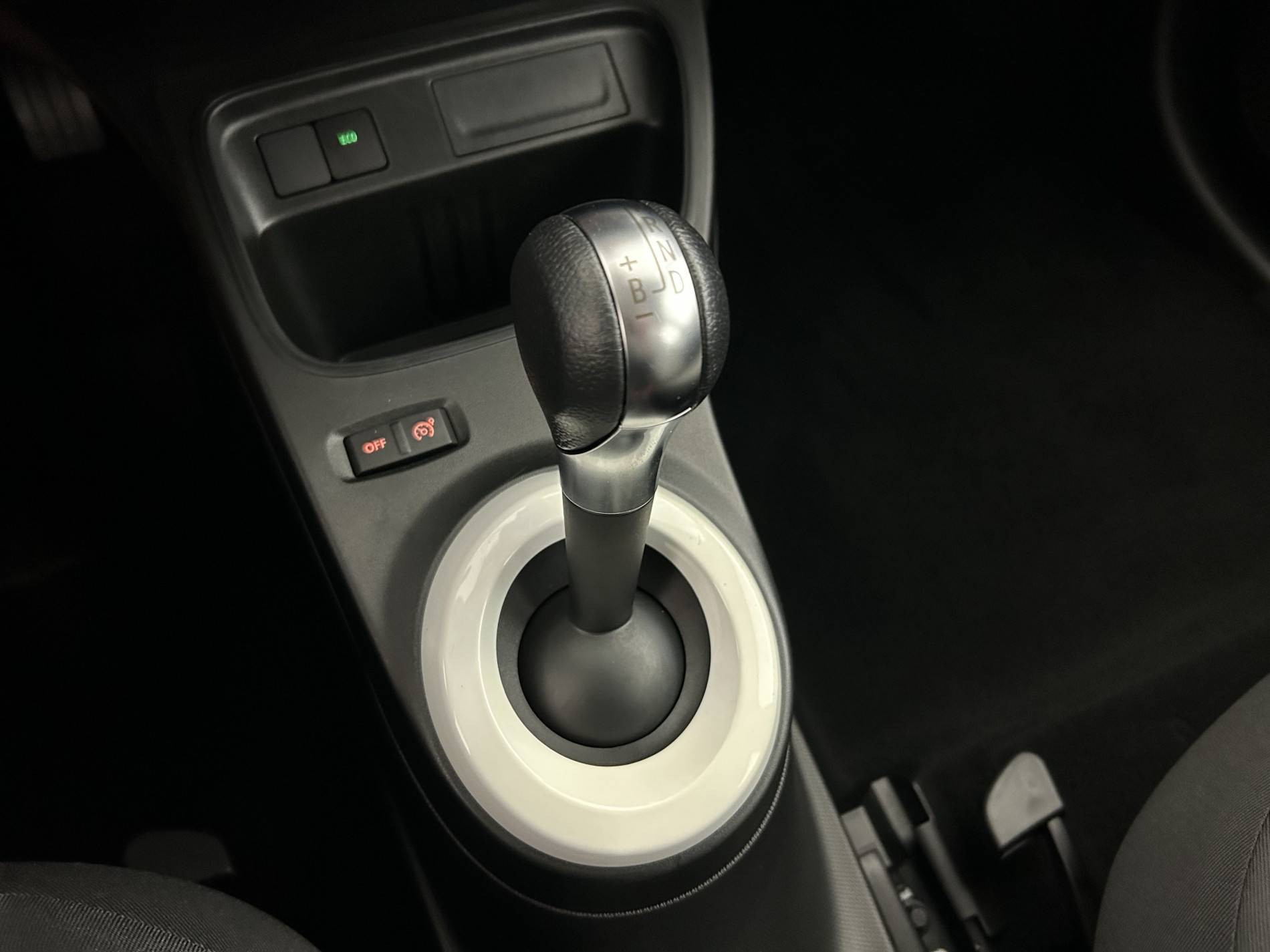 Vente en ligne Renault Twingo Electrique Twingo III E-Tech au prix de 10 990 €