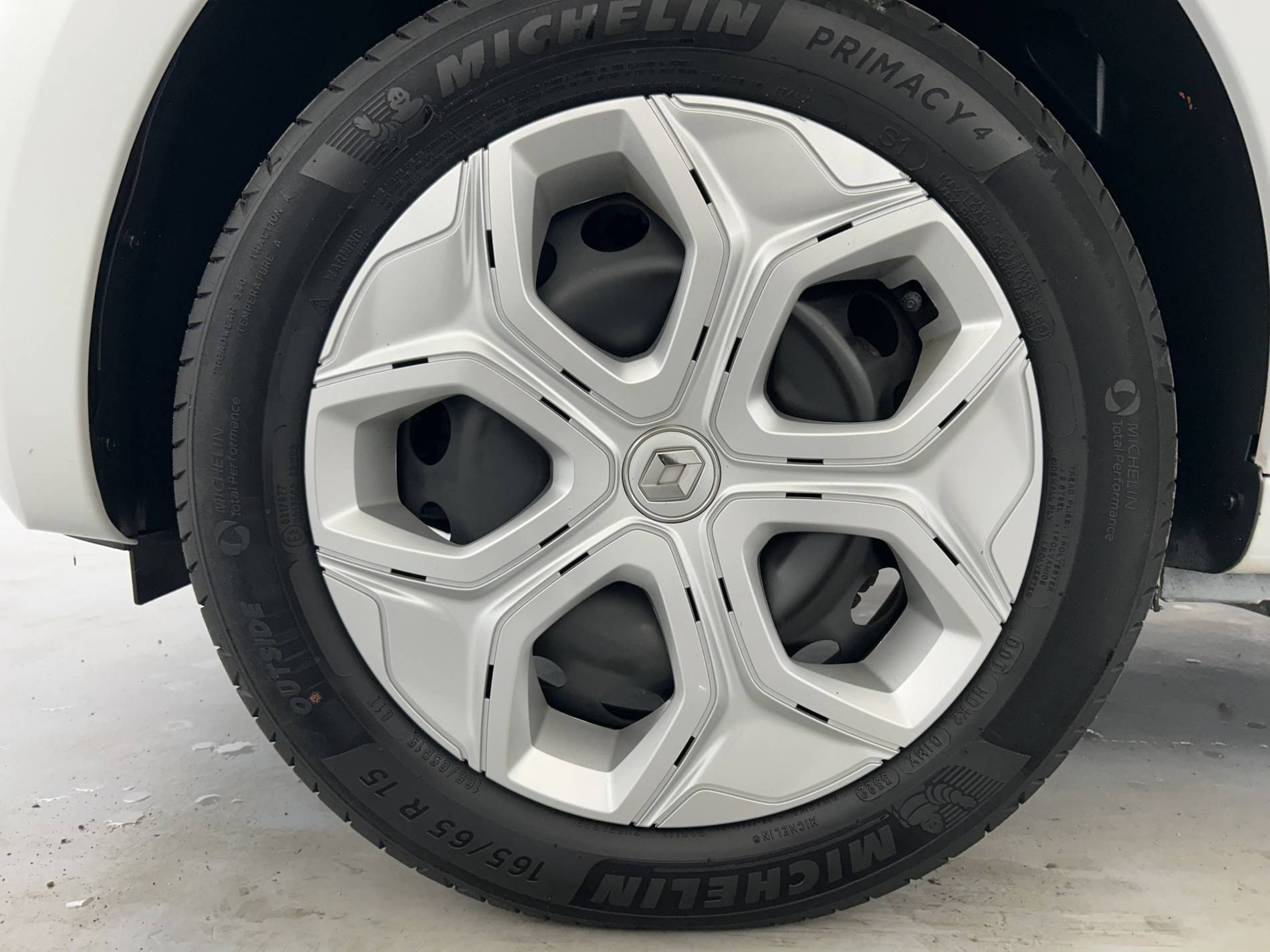 Vente en ligne Renault Twingo Electrique Twingo III E-Tech au prix de 10 990 €