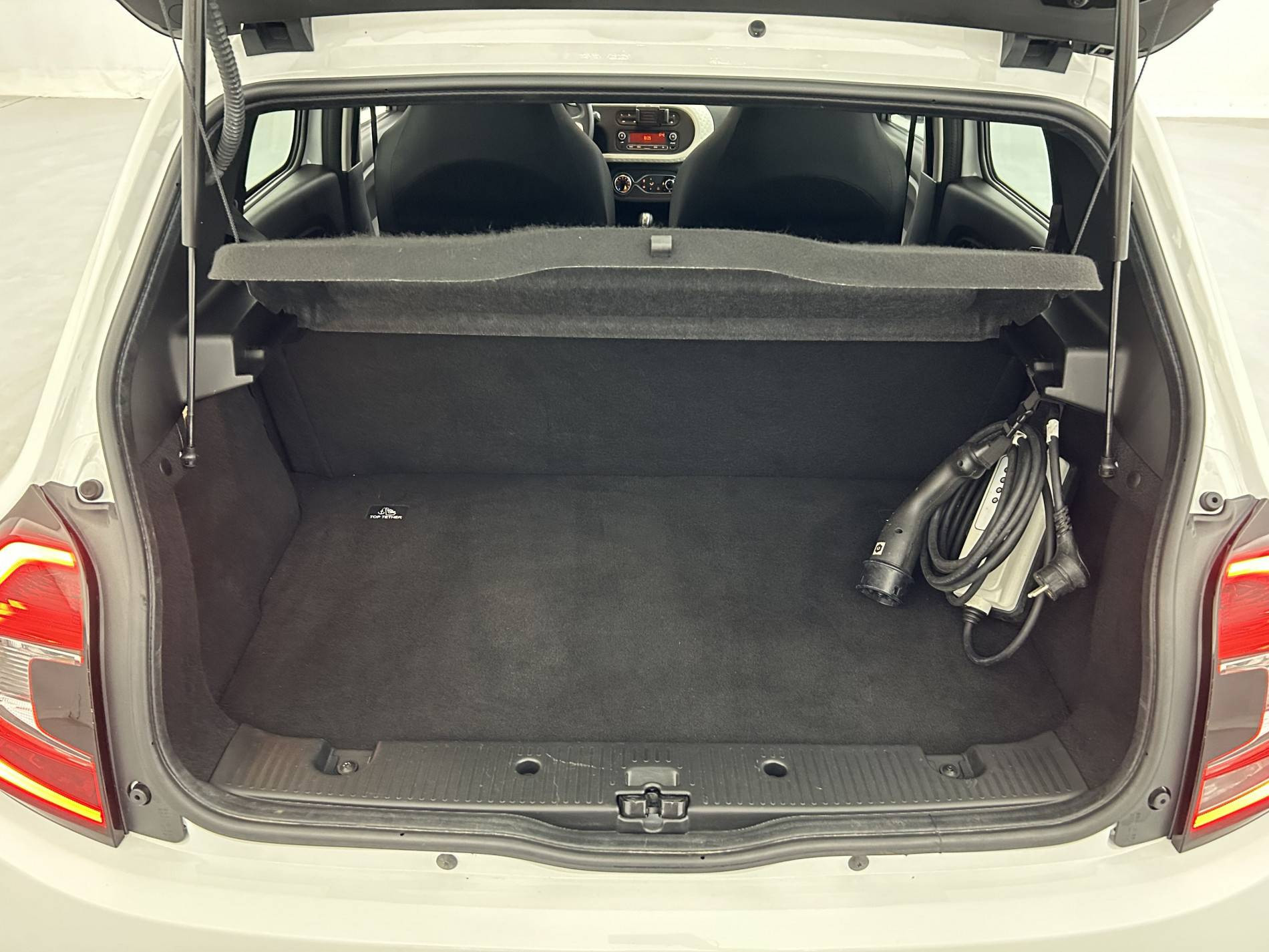 Vente en ligne Renault Twingo Electrique Twingo III E-Tech au prix de 10 990 €