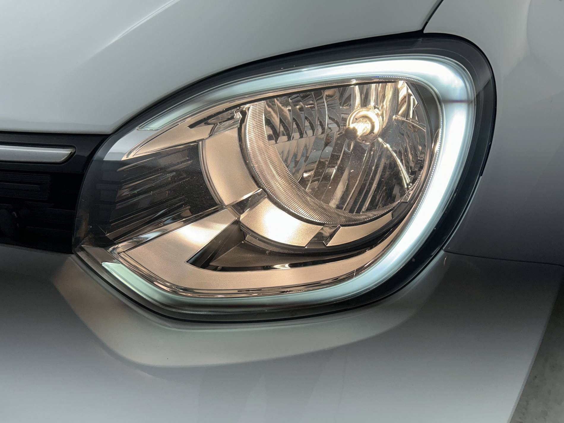 Vente en ligne Renault Twingo Electrique Twingo III E-Tech au prix de 10 990 €