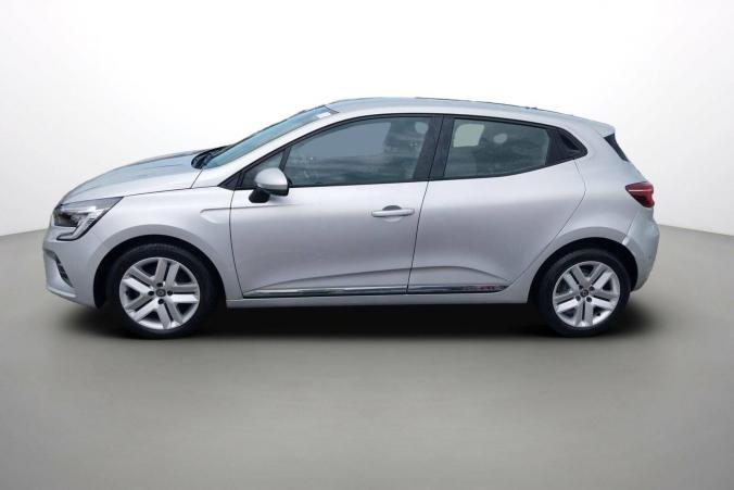 Vente en ligne Renault Clio 5 CLIO SOCIETE BLUE DCI 100 - 21N au prix de 14 990 €
