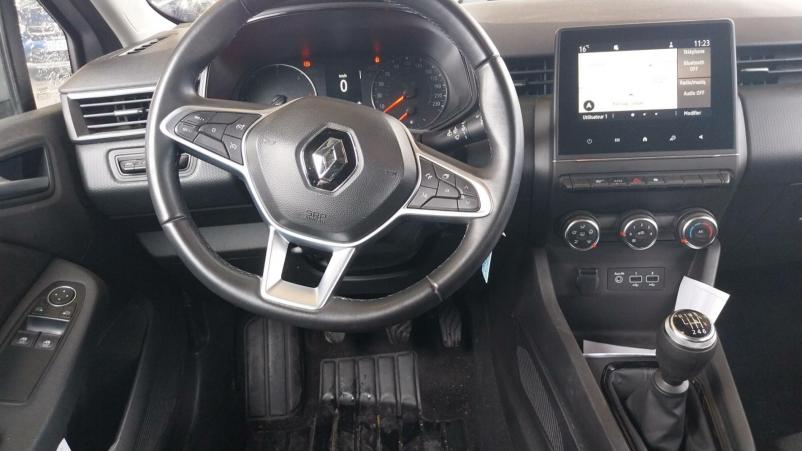 Vente en ligne Renault Clio 5 CLIO SOCIETE BLUE DCI 100 - 21N au prix de 14 990 €