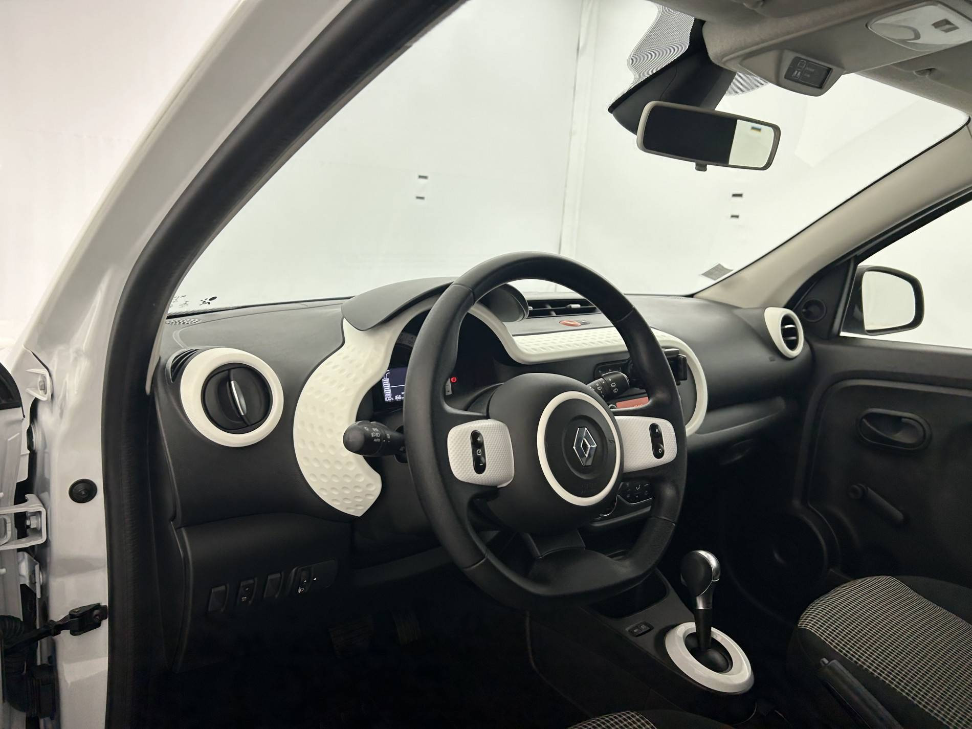 Vente en ligne Renault Twingo Electrique Twingo III Achat Intégral au prix de 9 900 €