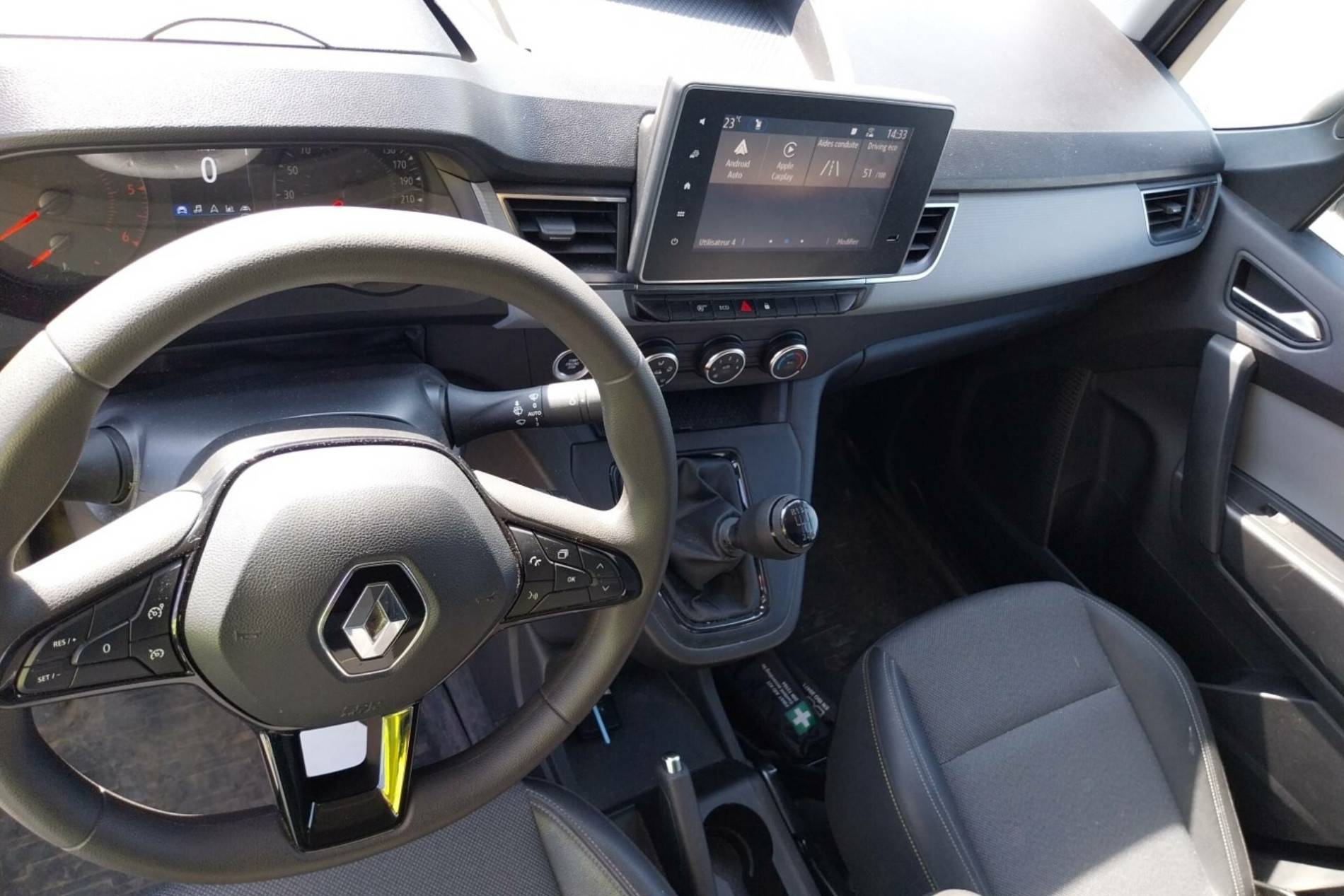 Vente en ligne Renault Kangoo Van  BLUE DCI 95 au prix de 12 990 €