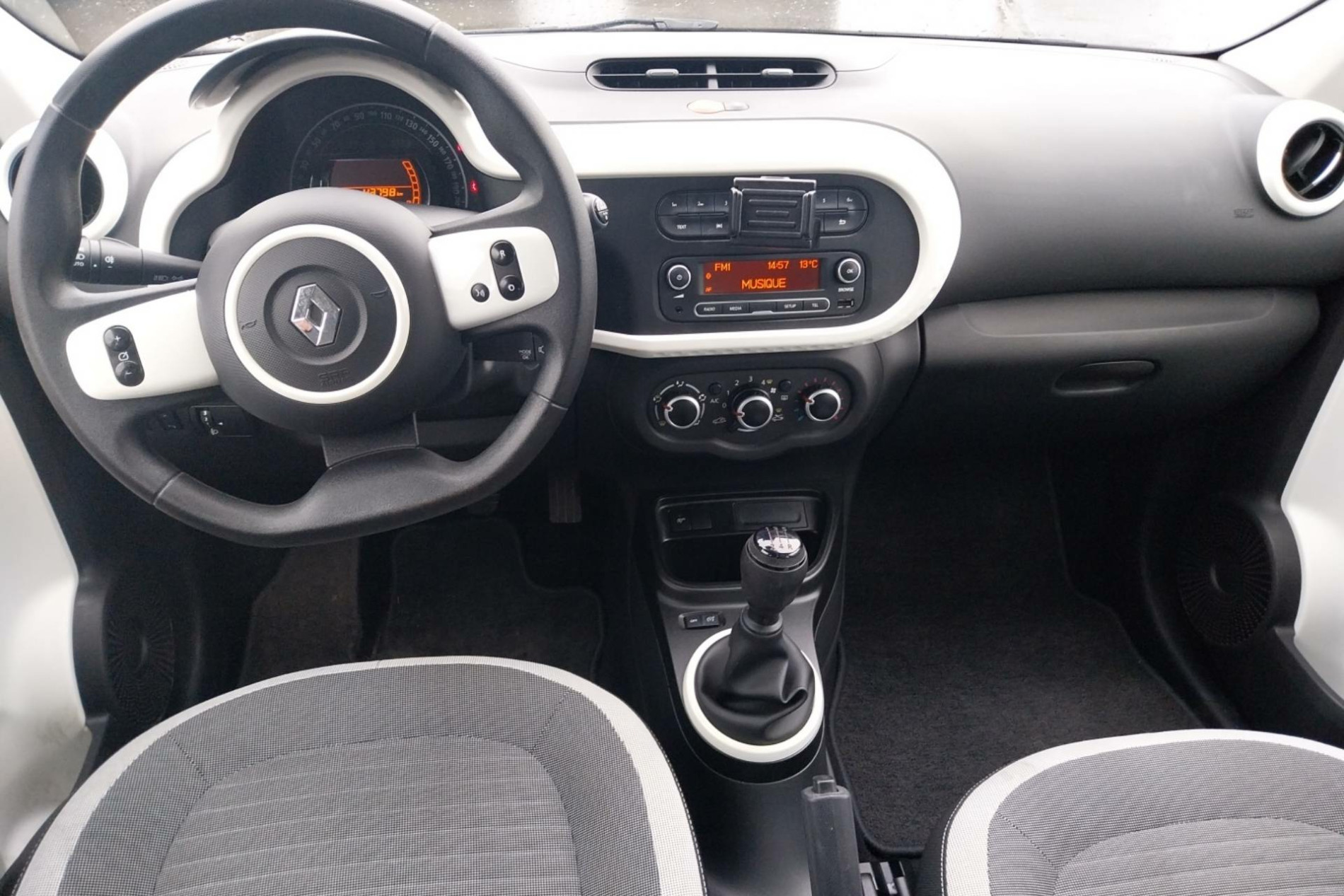 Vente en ligne Renault Twingo 3  SCe 65 - 21 au prix de 12 390 €