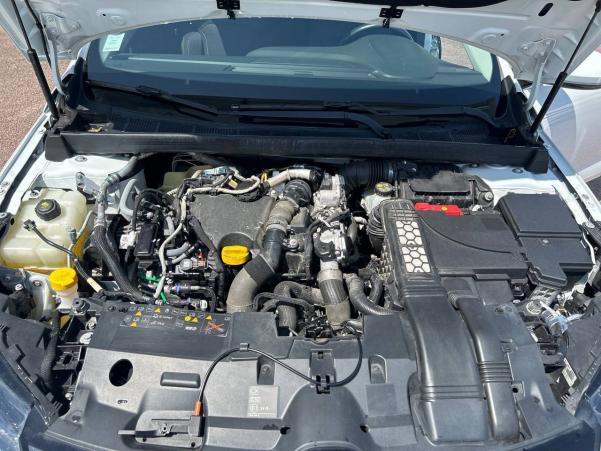 Vente en ligne Renault Megane 4 Mégane IV Berline Blue dCi 115 EDC au prix de 15 790 €