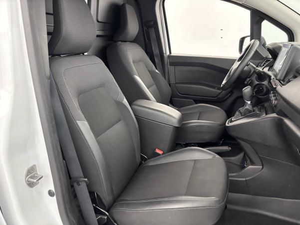 Vente en ligne Renault Kangoo Van  BLUE DCI 95 EDC au prix de 19 390 €