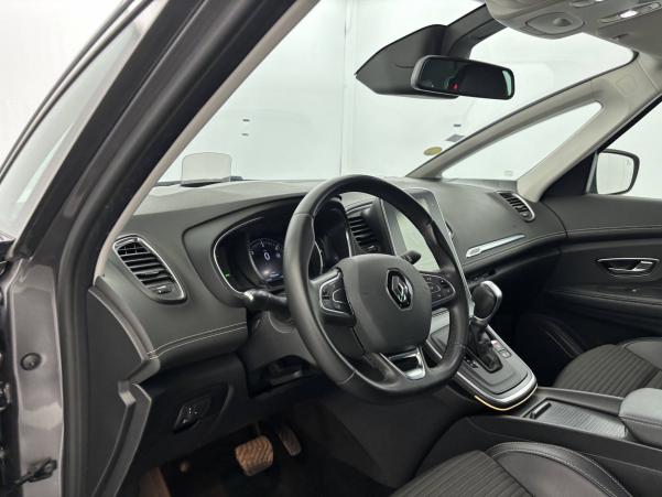 Vente en ligne Renault Scenic 4 Scenic Blue dCi 120 EDC au prix de 18 990 €