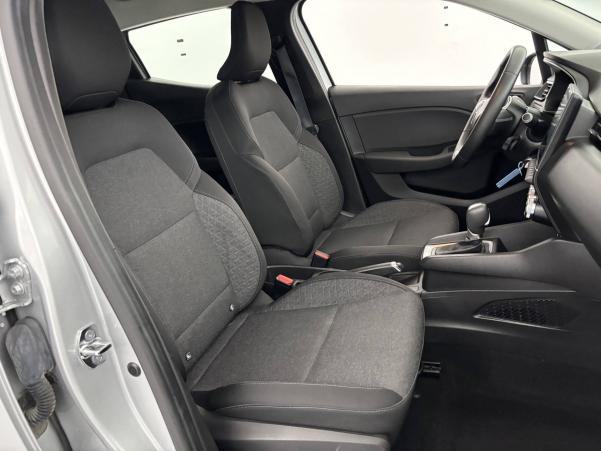 Vente en ligne Renault Clio 5 Clio E-Tech 140 au prix de 13 490 €