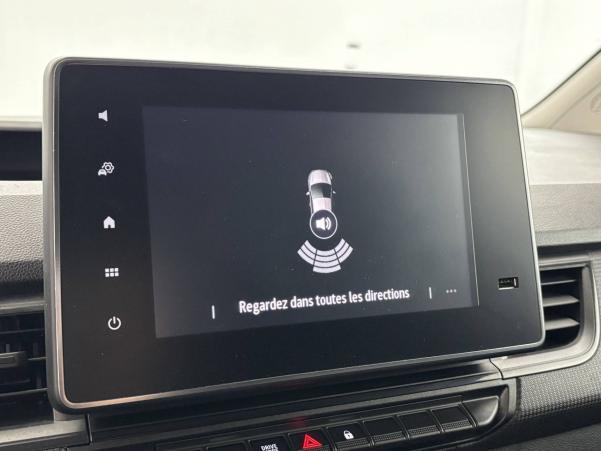 Vente en ligne Renault Kangoo Van  BLUE DCI 95 EDC au prix de 19 390 €