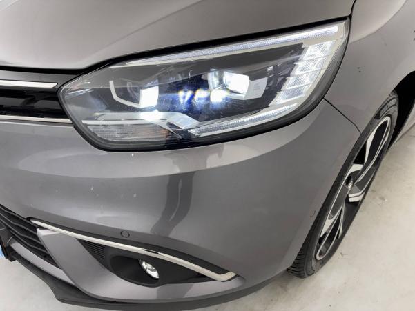Vente en ligne Renault Scenic 4 Scenic Blue dCi 120 EDC au prix de 18 990 €