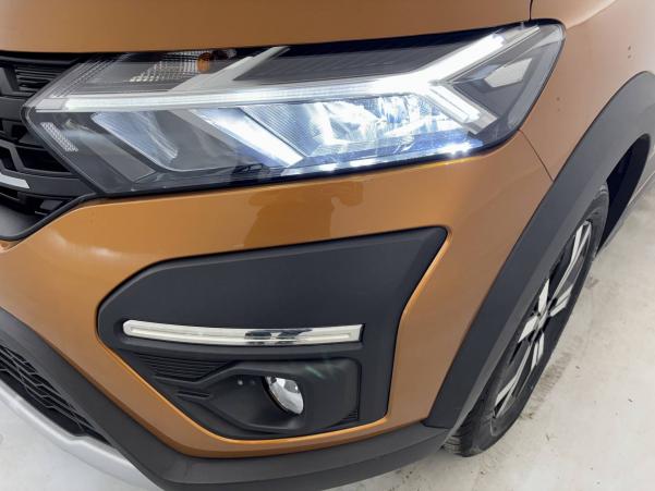 Vente en ligne Dacia Sandero  ECO-G 100 - 22 au prix de 15 390 €
