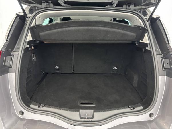 Vente en ligne Renault Scenic 4 Scenic Blue dCi 120 EDC au prix de 18 990 €