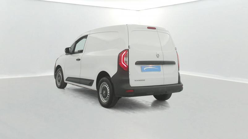Vente en ligne Renault Kangoo Van  BLUE DCI 95 EDC au prix de 19 390 €