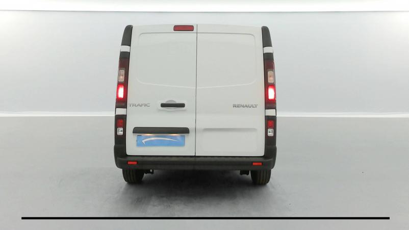 Vente en ligne Renault Trafic 3 Fourgon TRAFIC FGN L1H1 3000 KG BLUE DCI 130 au prix de 23 990 €