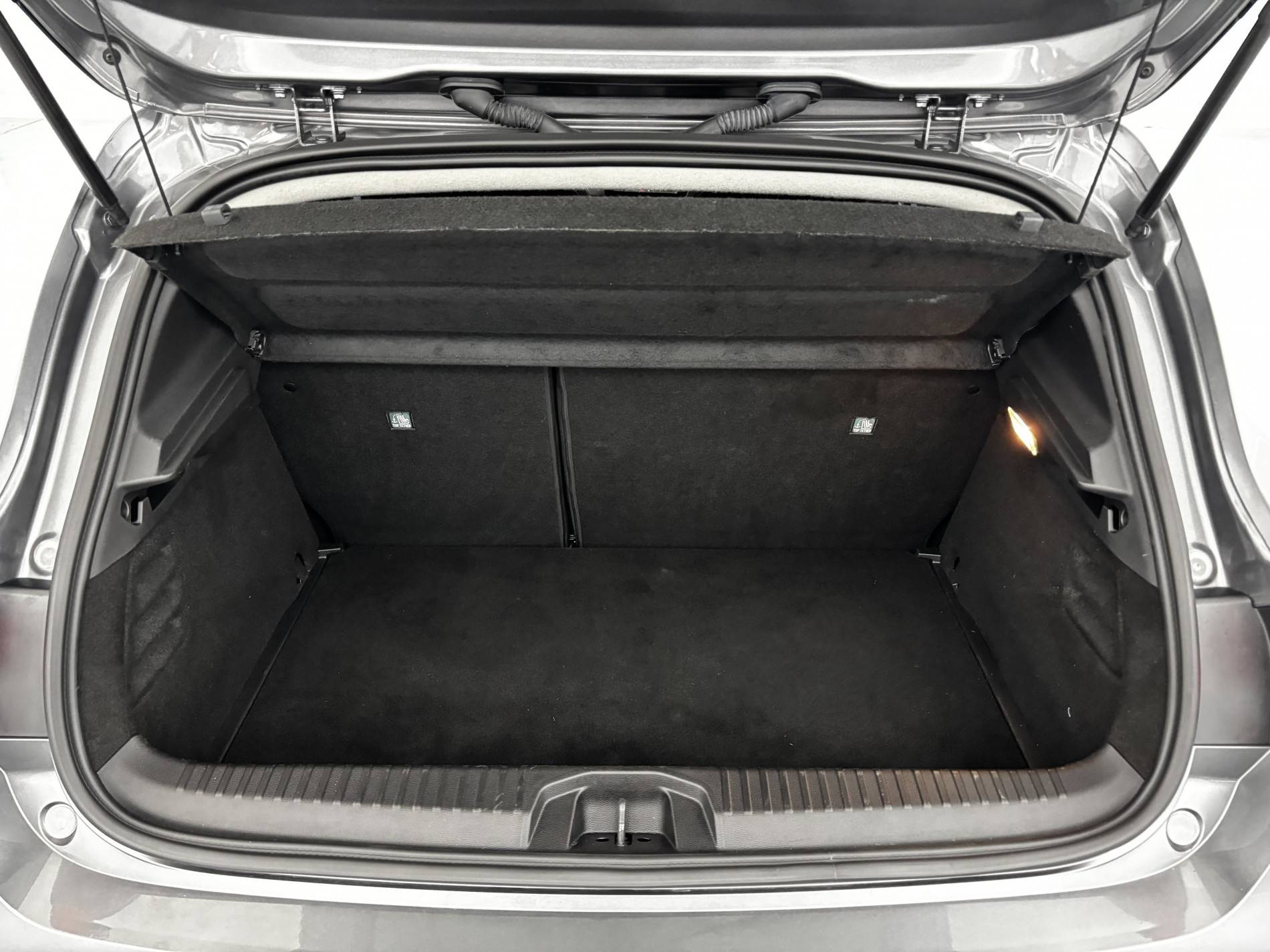 Vente en ligne Renault Clio 5 Clio TCe 90 au prix de 15 990 €