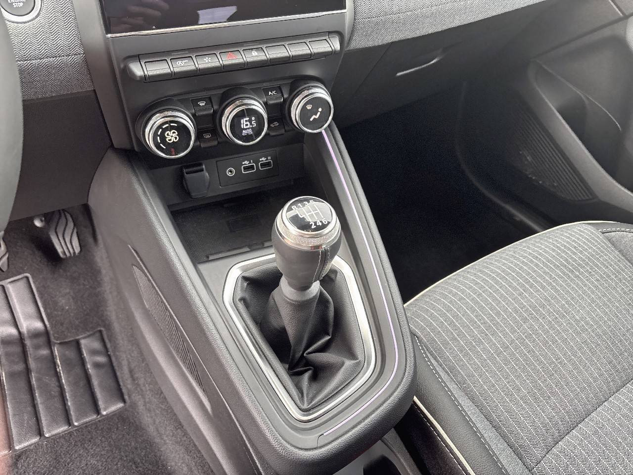 Vente en ligne Renault Clio 5 Clio TCe 90 ch GSR2 au prix de 18 790 €