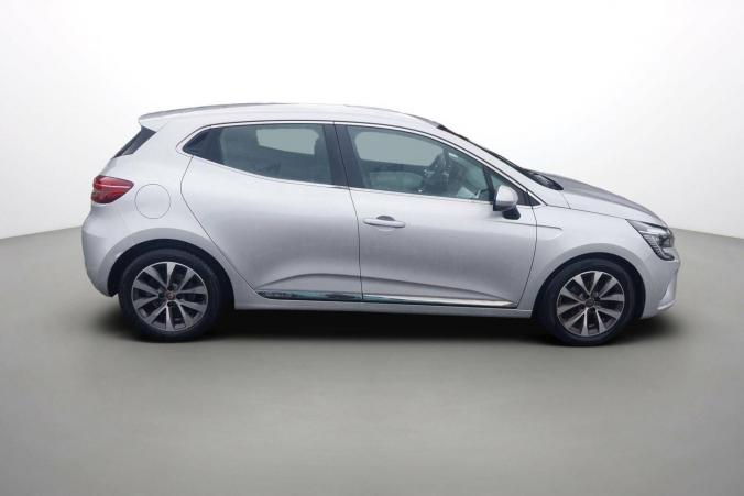 Vente en ligne Renault Clio 5 Clio TCe 90 - 21 au prix de 15 490 €