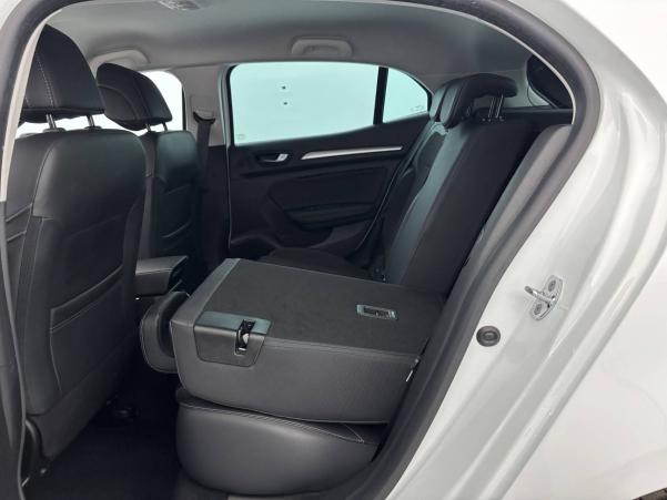 Vente en ligne Renault Megane 4 Mégane IV Berline Blue dCi 115 au prix de 17 990 €