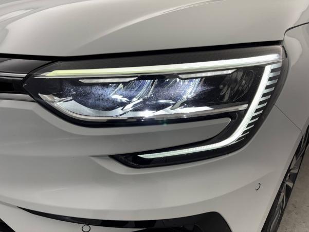 Vente en ligne Renault Megane 4 Mégane IV Berline Blue dCi 115 au prix de 17 990 €