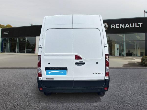 Vente en ligne Renault Master Fourgon MASTER FGN TRAC F3500 L2H2 DCI 135 au prix de 19 990 €