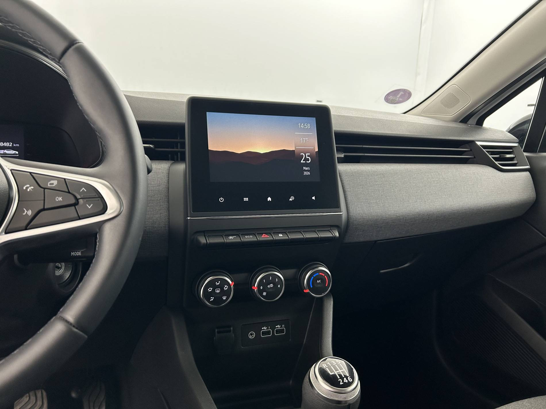 Vente en ligne Renault Clio 5 Clio TCe 90 au prix de 14 990 €