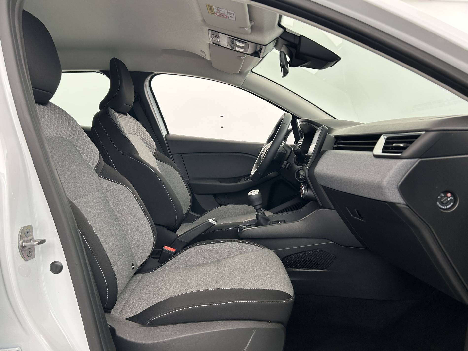 Vente en ligne Renault Clio 5 Clio TCe 90 au prix de 14 990 €