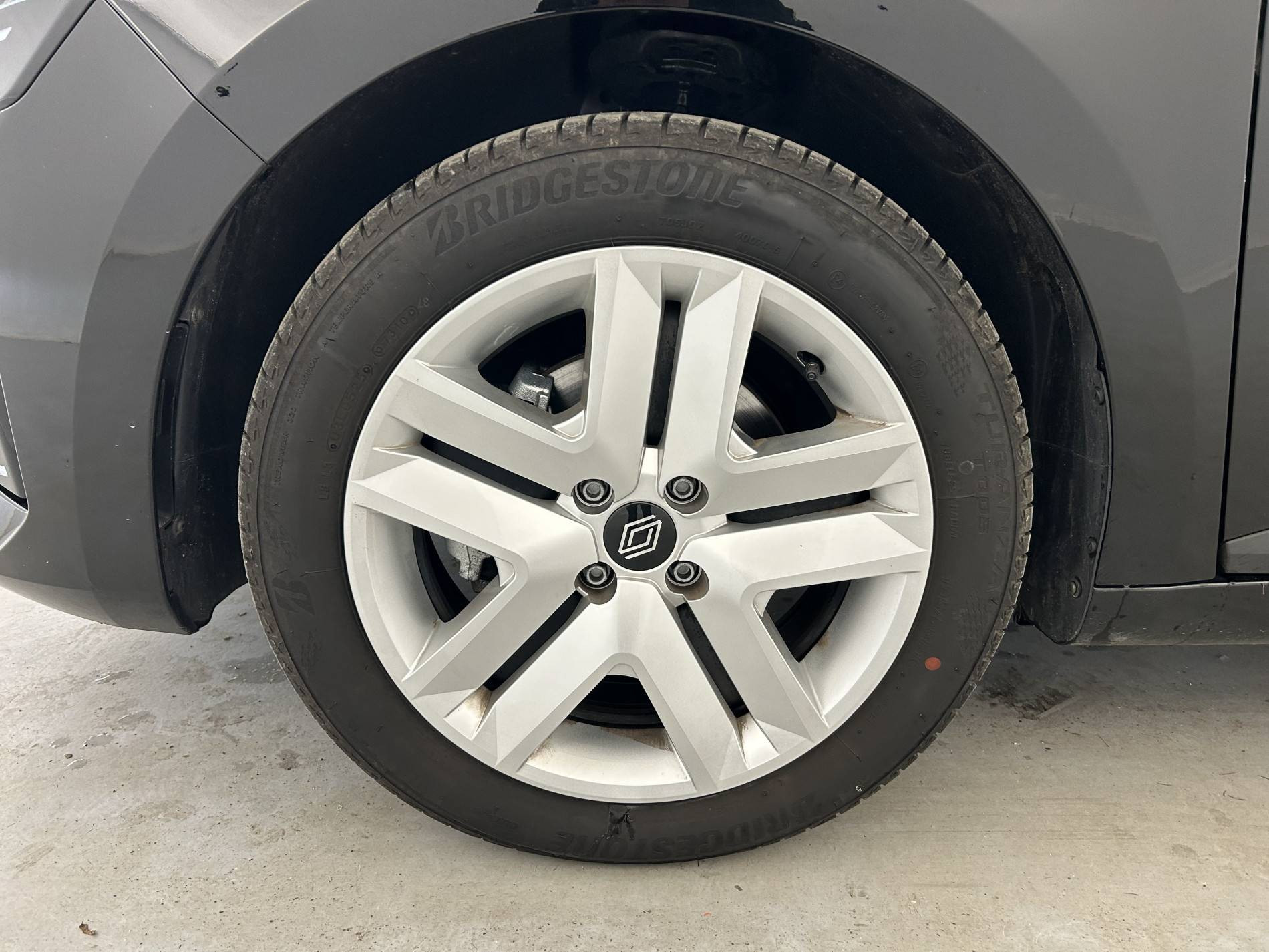 Vente en ligne Renault Clio 5 Clio Blue dCi 100 ch GSR2 au prix de 19 590 €