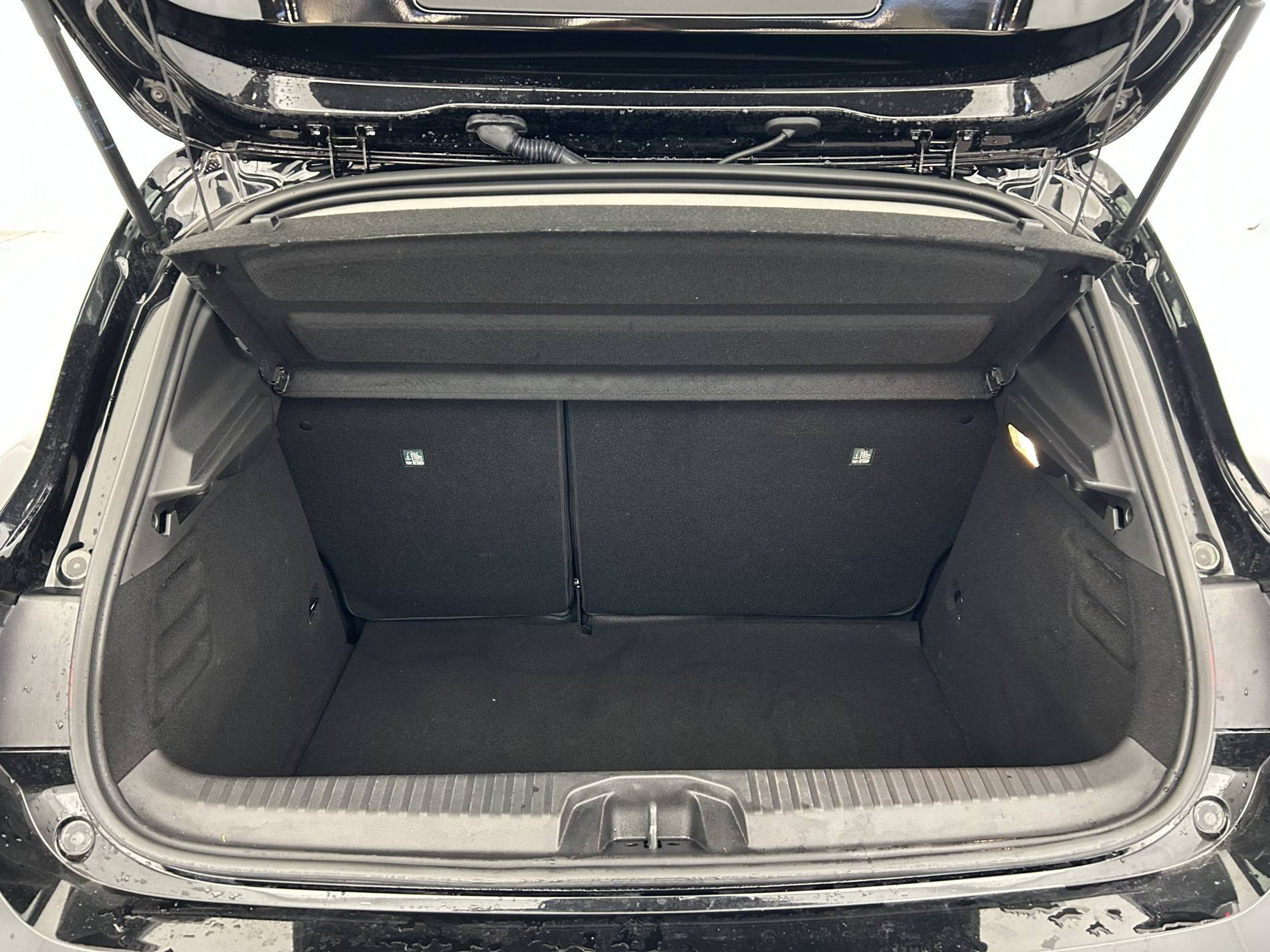 Vente en ligne Renault Clio 5 Clio Blue dCi 100 ch GSR2 au prix de 19 590 €