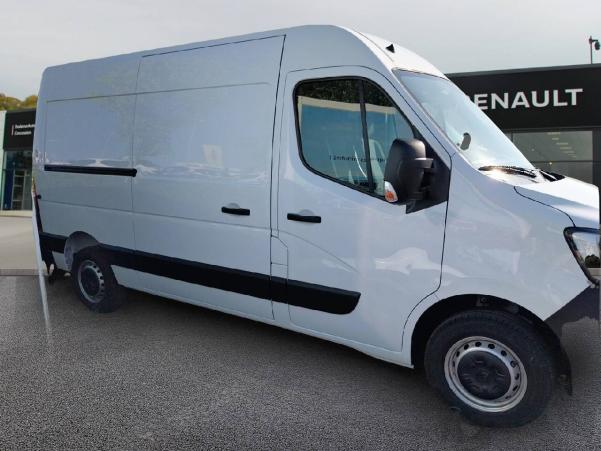 Vente en ligne Renault Master 3 Fourgon MASTER FGN TRAC F3500 L2H2 BLUE DCI 135 au prix de 35 910 €