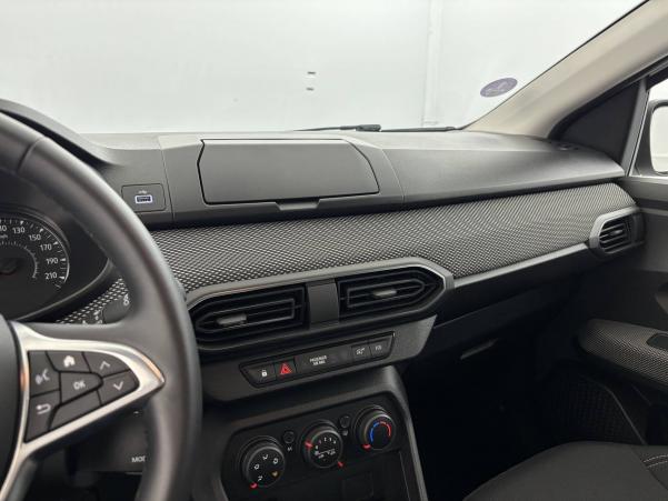 Vente en ligne Dacia Sandero  TCe 90 - 22B au prix de 14 590 €