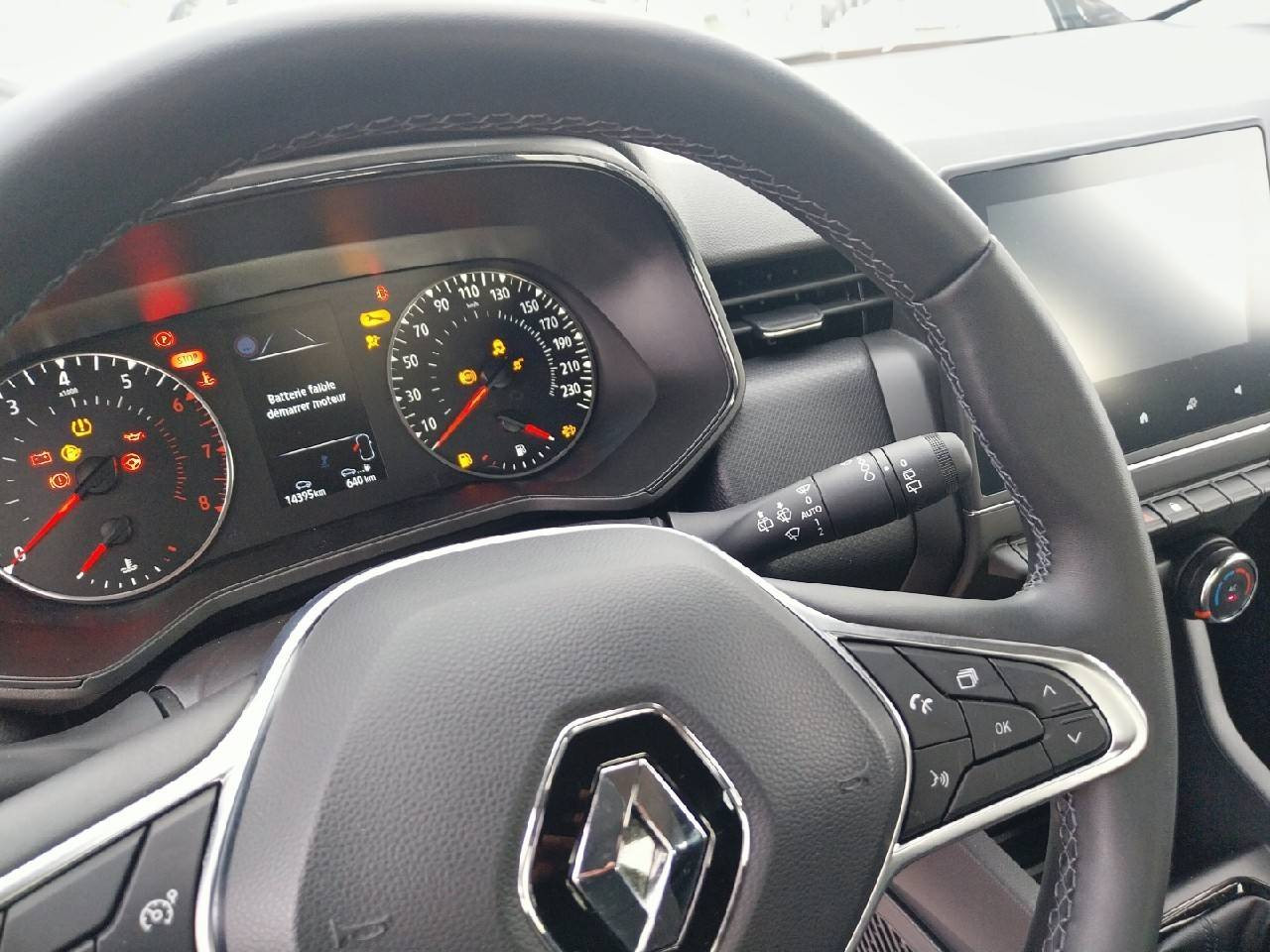 Vente en ligne Renault Clio 5 Clio TCe 90 au prix de 14 990 €