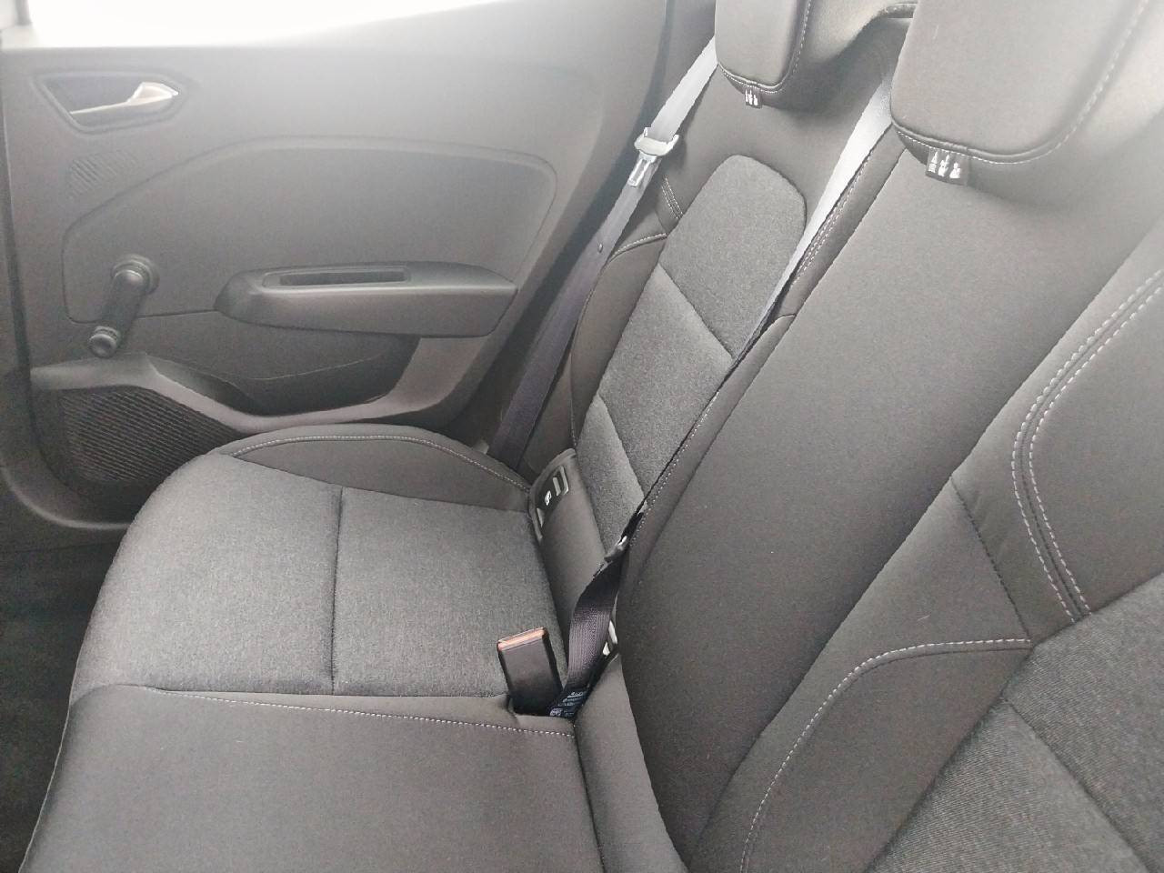 Vente en ligne Renault Clio 5 Clio TCe 90 au prix de 14 990 €