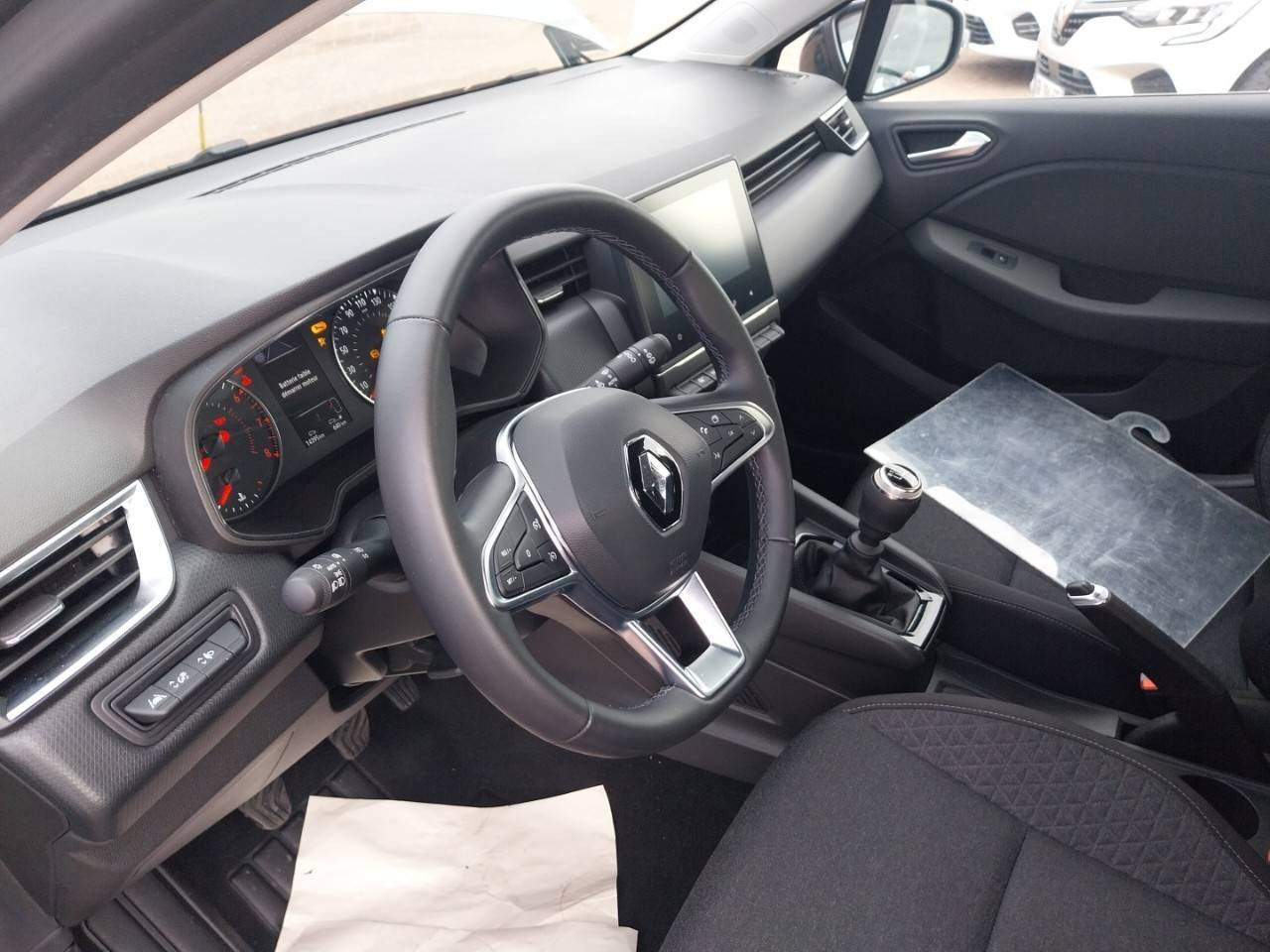 Vente en ligne Renault Clio 5 Clio TCe 90 au prix de 14 990 €