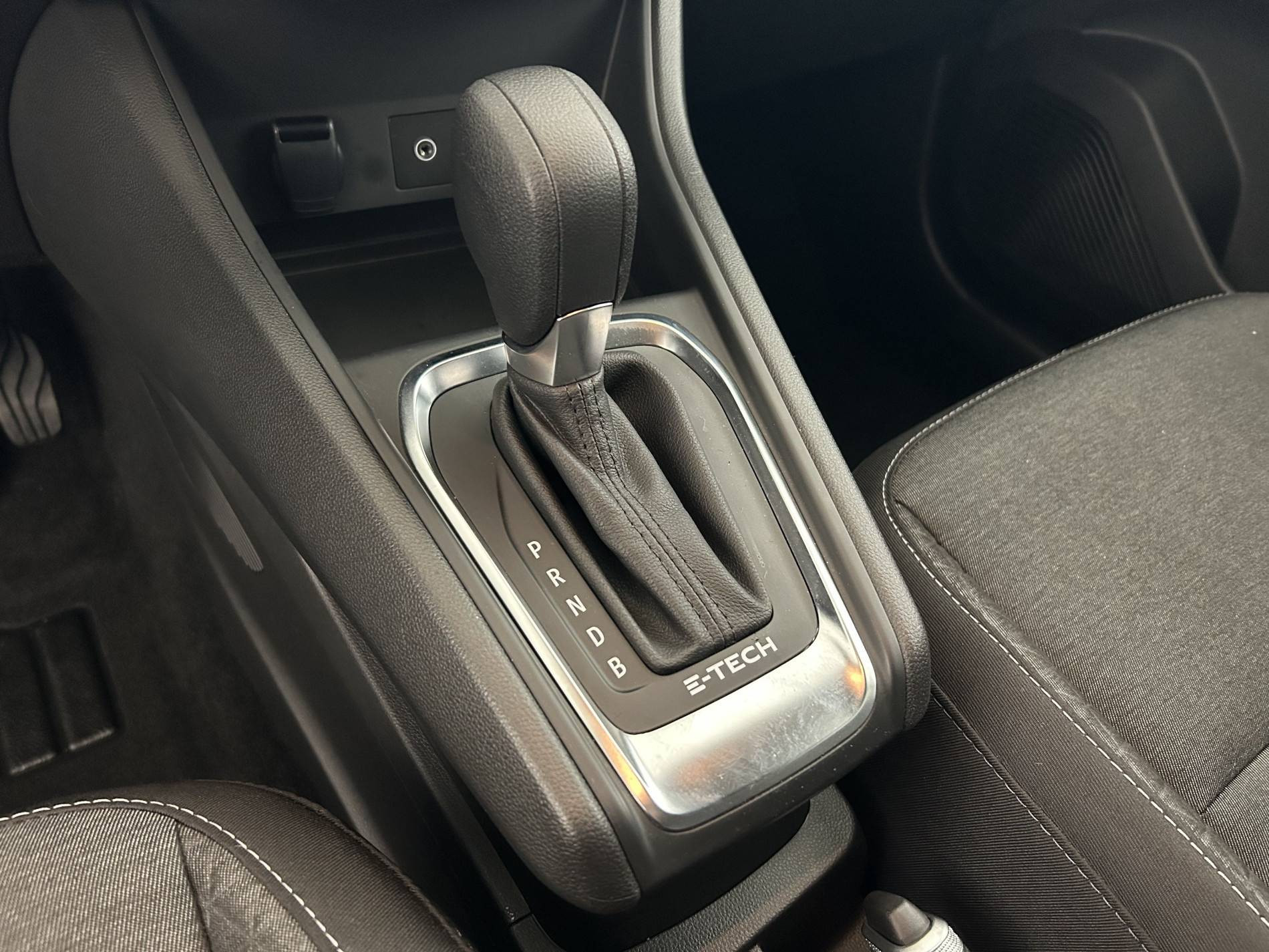 Vente en ligne Renault Captur  E-Tech full hybrid 145 au prix de 21 990 €