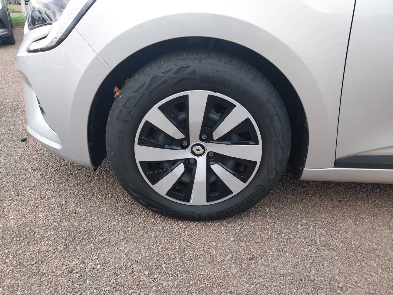 Vente en ligne Renault Clio 5 Clio TCe 90 au prix de 14 990 €