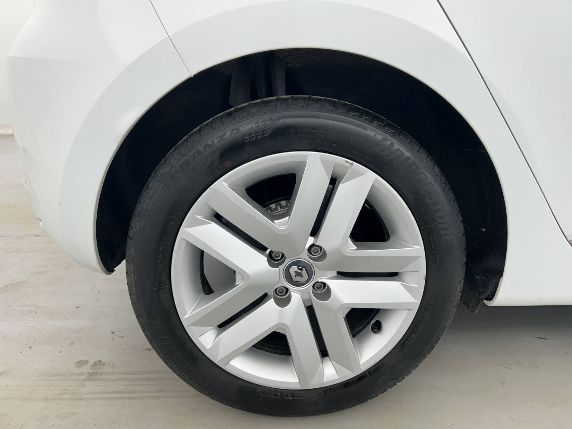 Vente en ligne Renault Clio 5 Clio TCe 90 X-Tronic - 21N au prix de 14 990 €