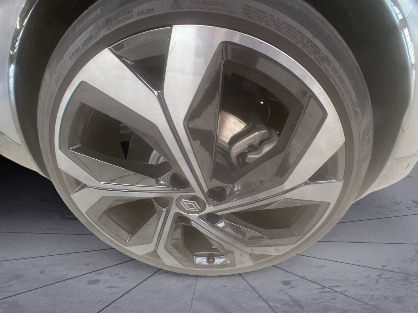 Vente en ligne Renault Espace Espace E-Tech full hybrid 200 GSR2 au prix de 38 490 €