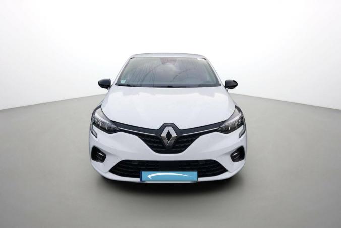 Vente en ligne Renault Clio 5 Clio E-Tech 140 - 21N au prix de 17 990 €